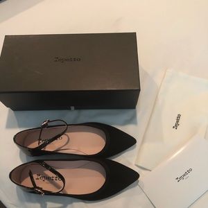 Brand new Repetto Mary Jane